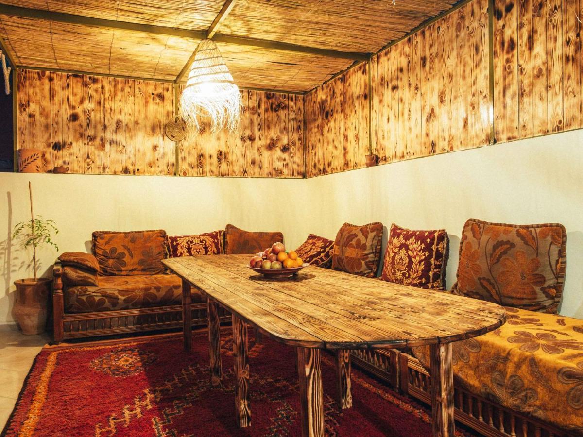 Chill Surfer Hostel Tamraght Esterno foto