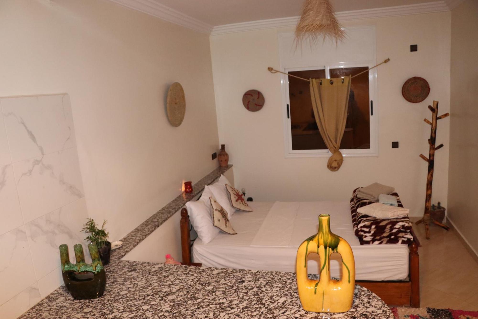 Chill Surfer Hostel Tamraght Esterno foto
